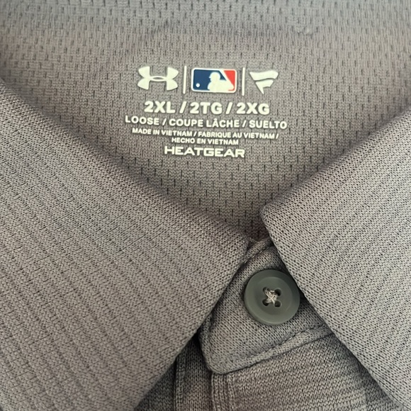 Under armor / MLB , gray Chicago cubs polo XXL - Picture 3 of 4